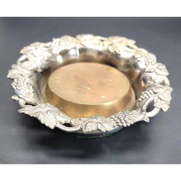 Pewter Silver Wine Champagne Bottle Coaster Moisture Collector Grape Motif CR22 - Picture 4 of 6